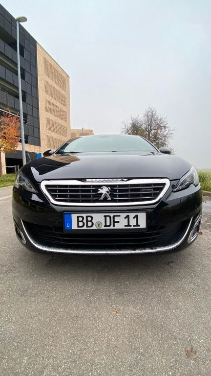 Peugeot 308 151.000 km 9.700 € Böblingen 71032