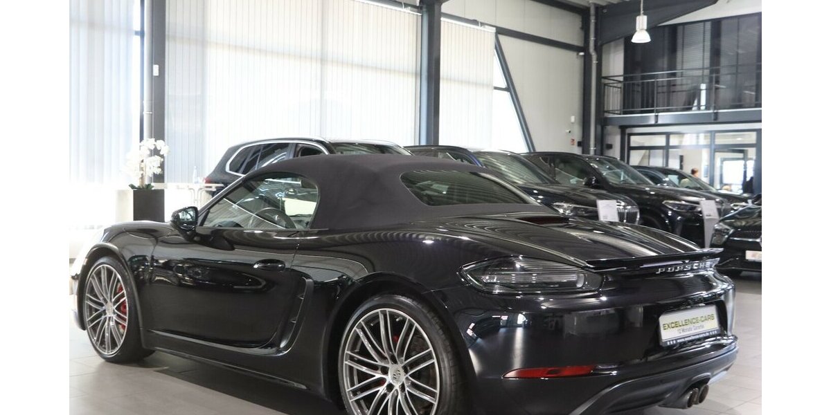 Porsche Boxster 718 S SPORT-CHRONO-PLUS / BOSE / 20-ZOLL 55.000 km 59.999 € Hamm 59077