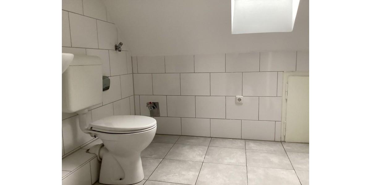 Dachgeschoßwohnung Barsinghausen - 2 Zimmer, 43 m&sup2;, 366&euro; | Angebot:25569900