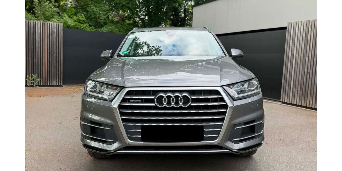 Audi Q7 300.000 km 17.999 &euro; Nürnberg 90489