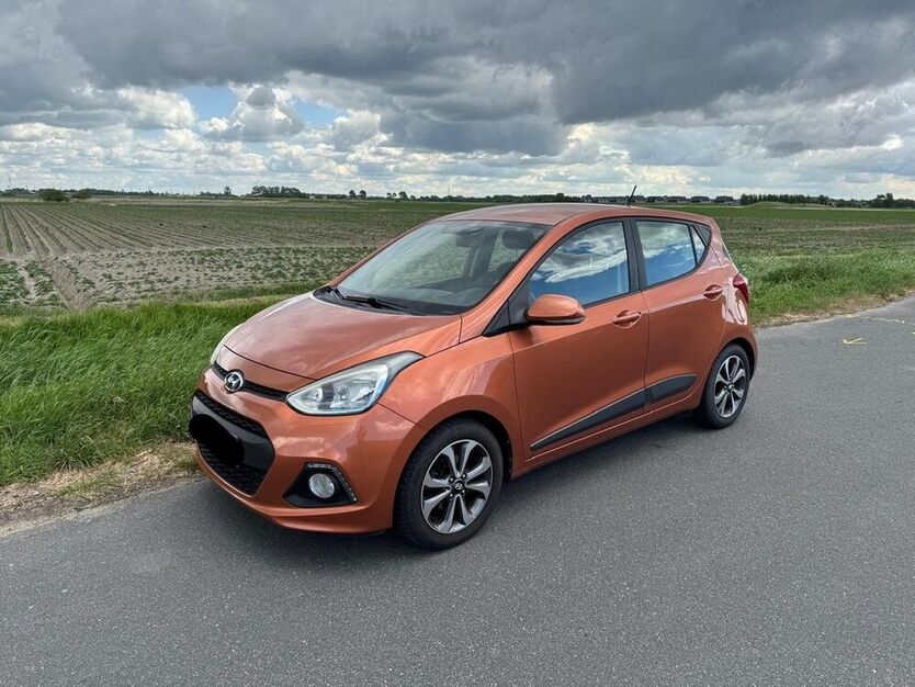 i10