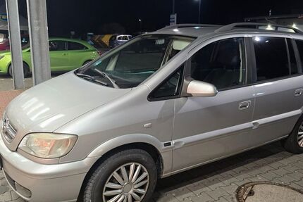 Opel Zafira 169.000 km 2.200 &euro; Randersacker 97236