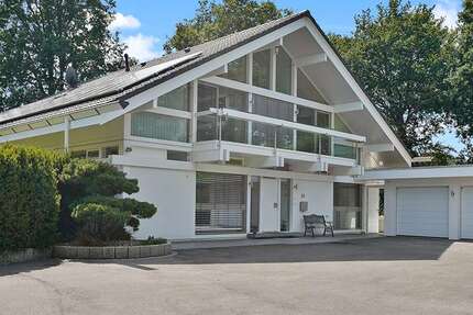 Haus zum Kaufen in Rastede 1.090.000 € 272 m² 7 zimmer