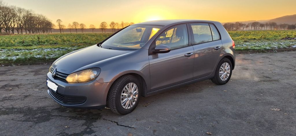 VW Golf 215.000 km 3.899 &euro; Boffzen 37691