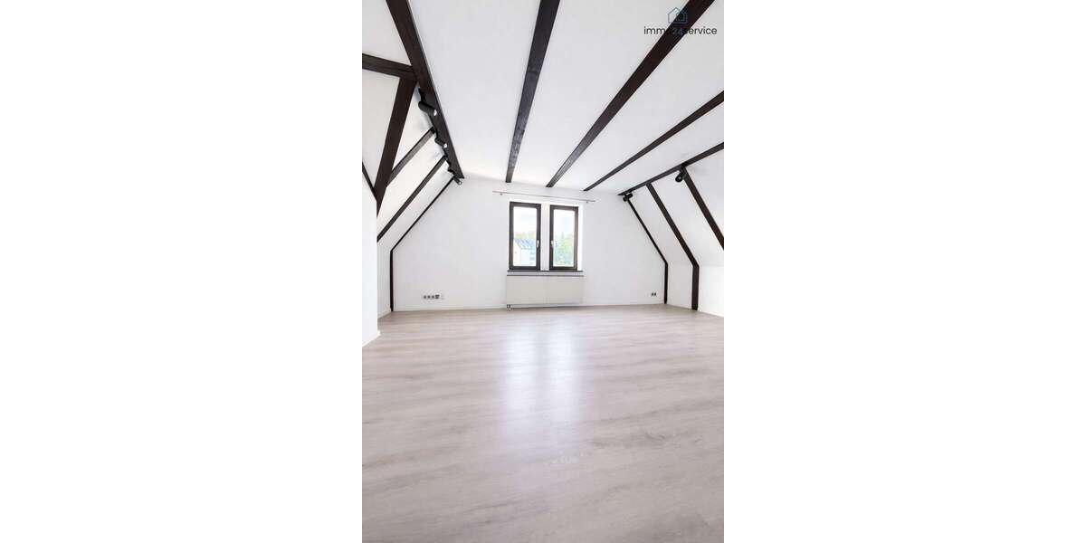 Etagenwohnung Rielasingen - 9 Zimmer, 172 m&sup2;, 449.000&euro; | Angebot:25918562