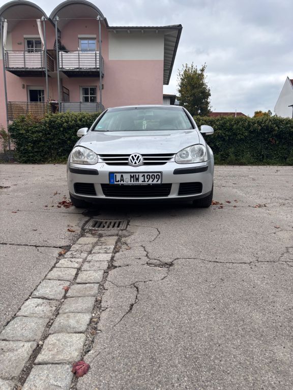 VW Golf 230.000 km 2.499 € Landshut 84034