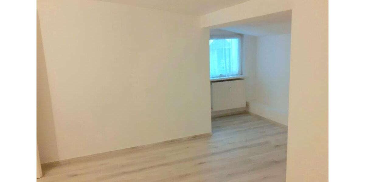 Erdgeschoßwohnung Pähl - 6 Zimmer, 260 m&sup2;, 2.000&euro; | Angebot:26570523