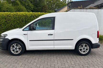 VW Caddy 272.156 km 5.950 &euro; Pinneberg 25421