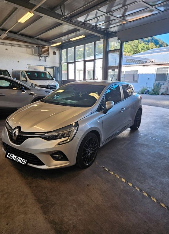 Clio