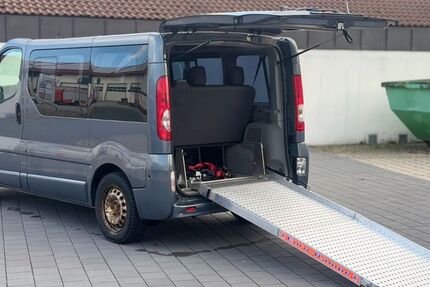 Opel Vivaro 370.000 km 6.999 &euro; Rosenheim 83024