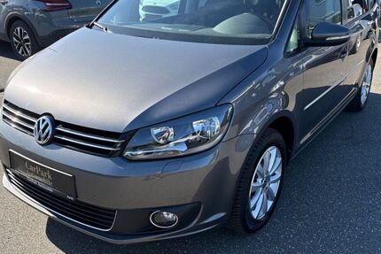 VW Touran 136.003 km 11.999 &euro; Fürth 90763