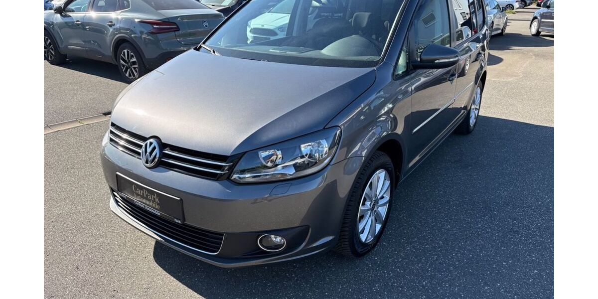 VW Touran 136.003 km 11.999 &euro; Fürth 90763