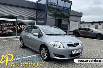 Toyota Auris 146.000 km 5.900 &euro; Leer 26789