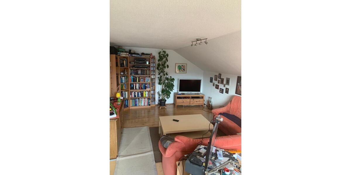 Dachgeschoßwohnung Freudenberg - 3.5 Zimmer, 84 m&sup2;, 820&euro; | Angebot:26296360