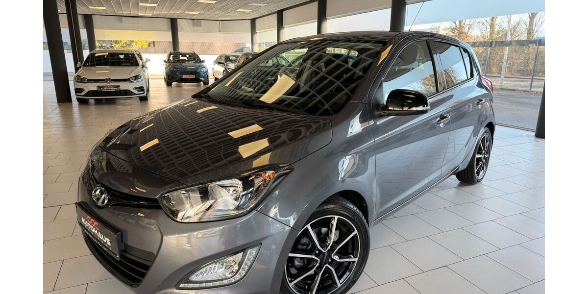 Hyundai i20 71.987 km 10.490 &euro; Köln 51149