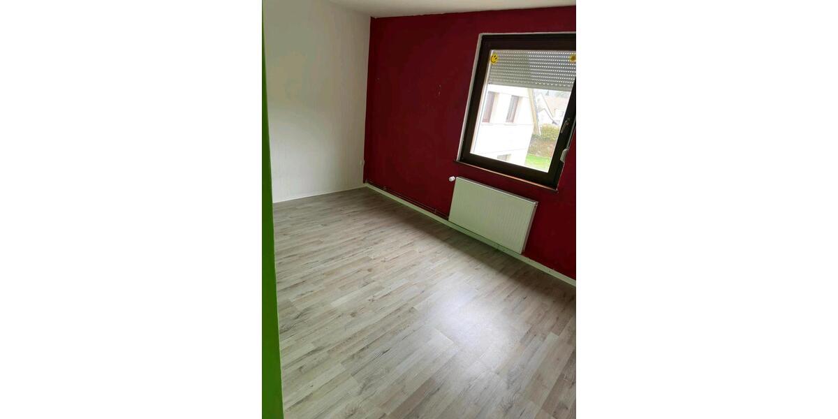Einfamilienhaus Bodenwerder - 4 Zimmer, 120 m&sup2;, 850&euro; | Angebot:26401980