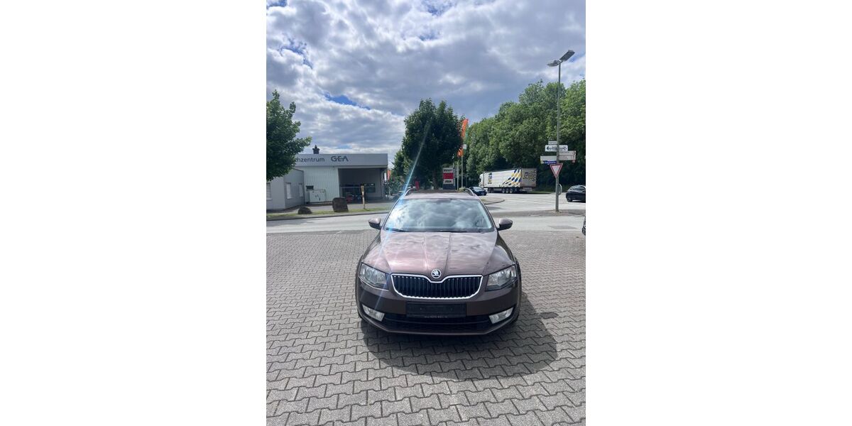 Skoda Octavia 299.000 km 5.950 &euro; Lennestadt 57368