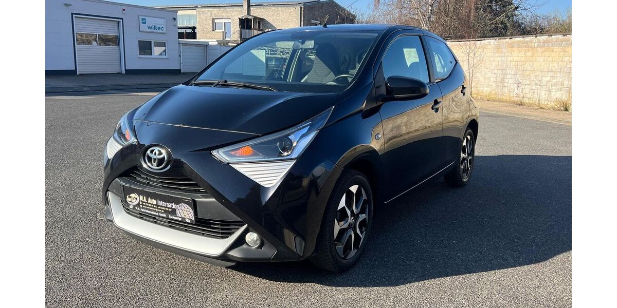 Toyota Aygo (X) 129.000 km 6.990 &euro; Eschweiler 52249