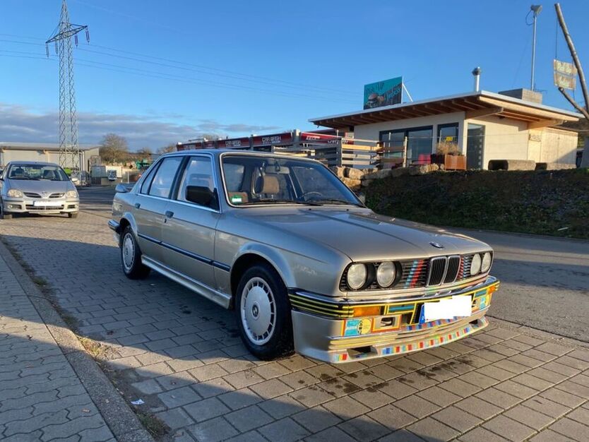 320
