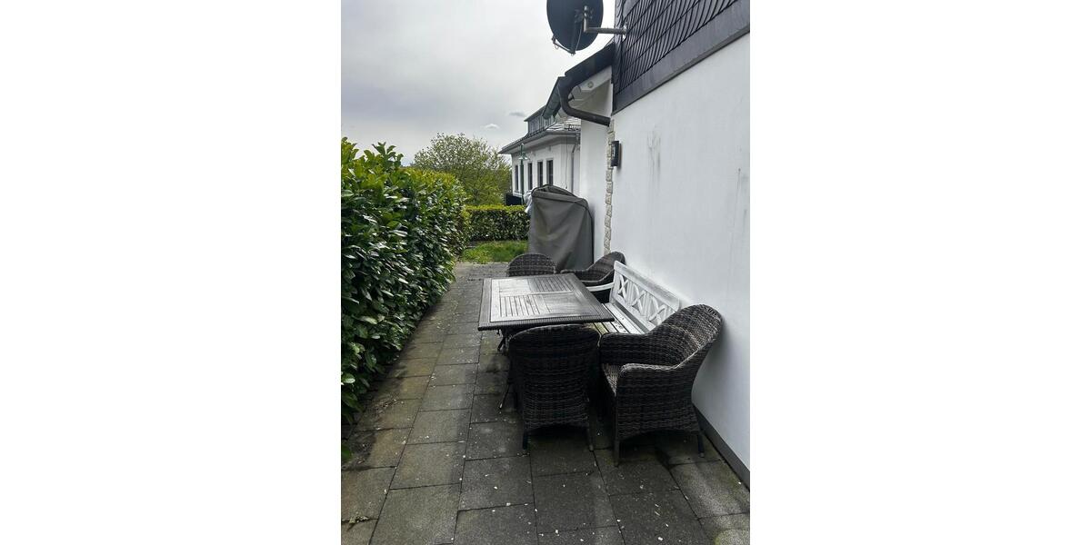 Einfamilienhaus Reichshof - 1 Zimmer, 95 m&sup2;, 1.350&euro; | Angebot:26224839