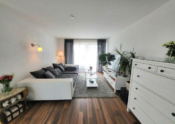 Etagenwohnung Herrenberg - 2.5 Zimmer, 73 m&sup2;, 439.000&euro; | Angebot:26876366