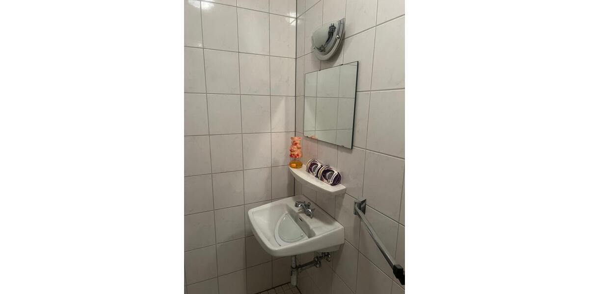 Etagenwohnung Homburg - 2 Zimmer, 70 m&sup2;, 140.000&euro; | Angebot:26957686