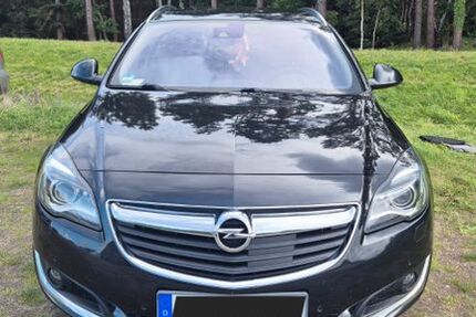 Opel Insignia 220.000 km 5.600 € Gera 07551