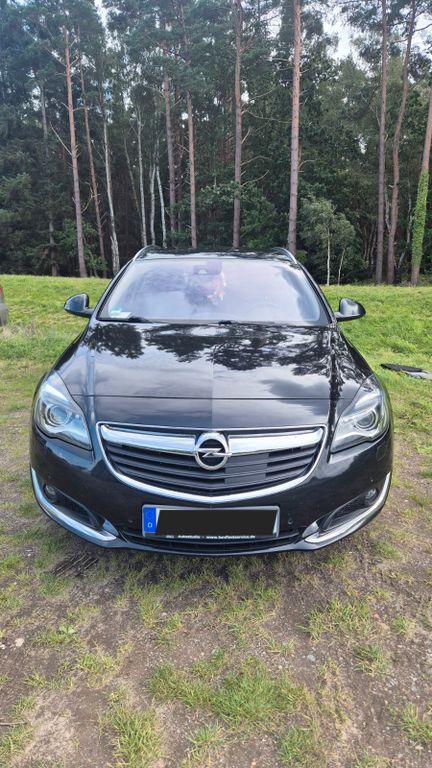 Opel Insignia 220.000 km 5.600 € Gera 07551