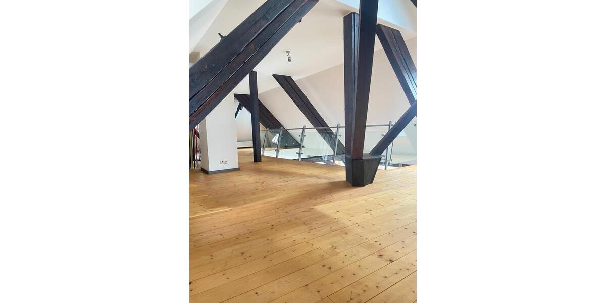 Etagenwohnung Regensburg Kumpfmühl - 4.5 Zimmer, 264 m&sup2;, 3.500&euro; | Angebot:26589423