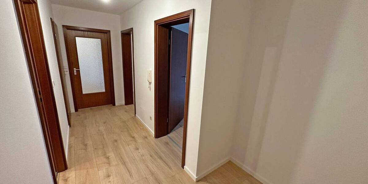 Etagenwohnung Dresden Seidnitz/Dobritz - 3 Zimmer, 74 m&sup2;, 215.000&euro; | Angebot:26309926