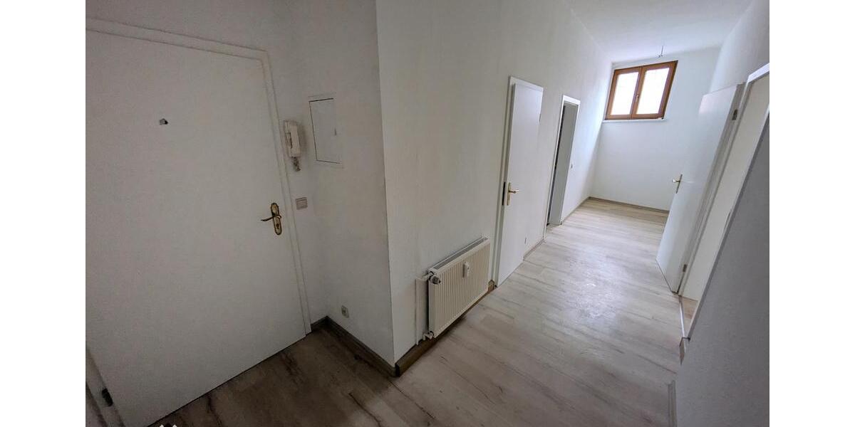 Maisonettenwohnung Glauchau - 3 Zimmer, 130 m&sup2;, 845&euro; | Angebot:26013558