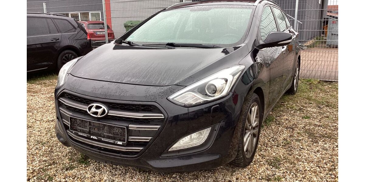 Hyundai i30 450.000 km 2.900 &euro; Leipzig 04178