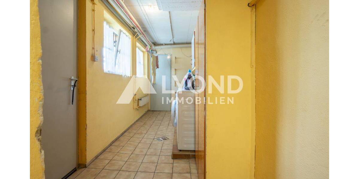 Mehrfamilienhaus, Wohnhaus Sachsenheim Kleinsachsenheim - 1 Zimmer, 210 m&sup2;, 675.000&euro; | Angebot:26874872