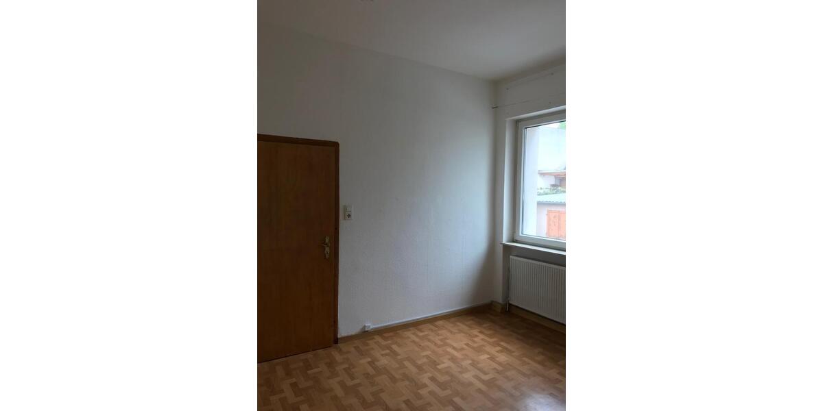 Etagenwohnung Gießen - 4 Zimmer, 92 m&sup2;, 920&euro; | Angebot:26177694
