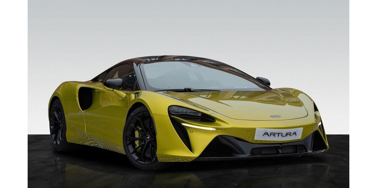 McLaren Artura 7.500 km 218.700 &euro; München 80939