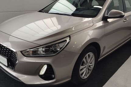 Hyundai i30 81.400 km 10.850 &euro; Neustadt a. d. Weinstr. 67435