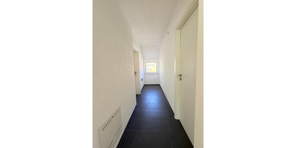 Etagenwohnung Damme - 4 Zimmer, 96 m&sup2;, 1.250&euro; | Angebot:26406026