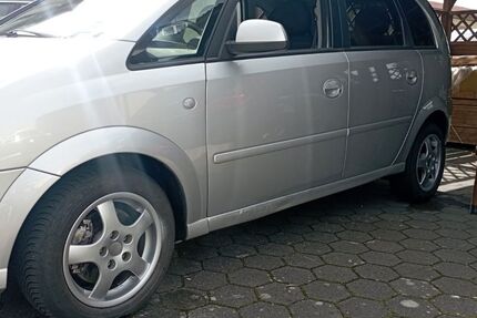 Opel Meriva 122.500 km 2.900 &euro; Löhne 32584