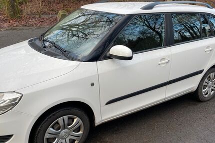 Skoda Fabia 260.065 km 2.450 &euro; Netphen 57250