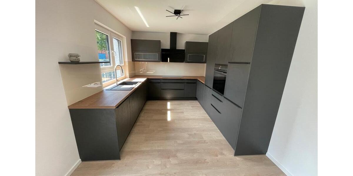 Erdgeschoßwohnung Sassenburg - 3 Zimmer, 116 m&sup2;, 1.200&euro; | Angebot:26343099
