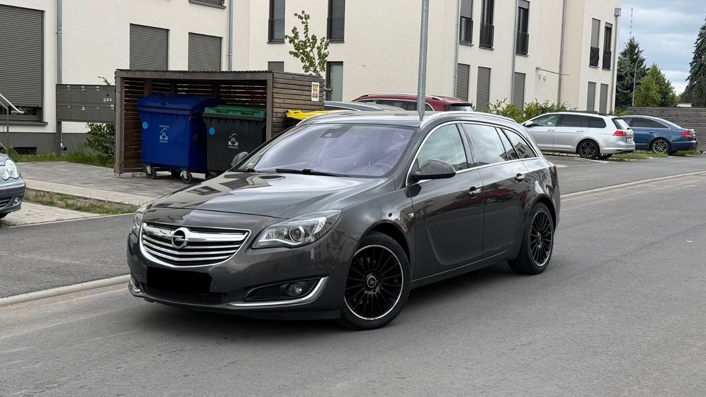 Opel Insignia 240.000 km 5.200 &euro; Wildau 15745