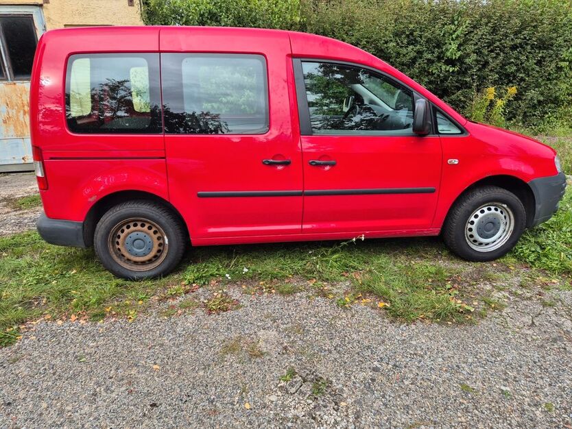 VW Caddy 309.000 km 1.950 € Ebelsbach 97500