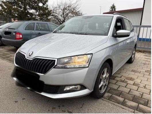 Skoda Fabia 104.300 km 11.990 &euro; Sindelfingen 71065