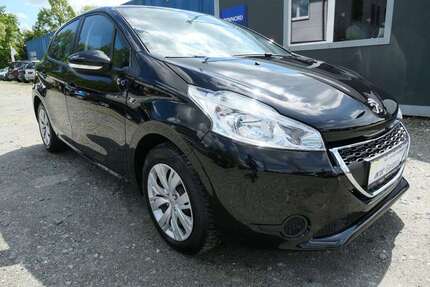 Peugeot 208 90.000 km 7.500 &euro; Leer 26789