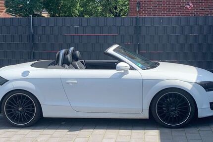 Audi TT 128.000 km 14.990 &euro; Sande 26452