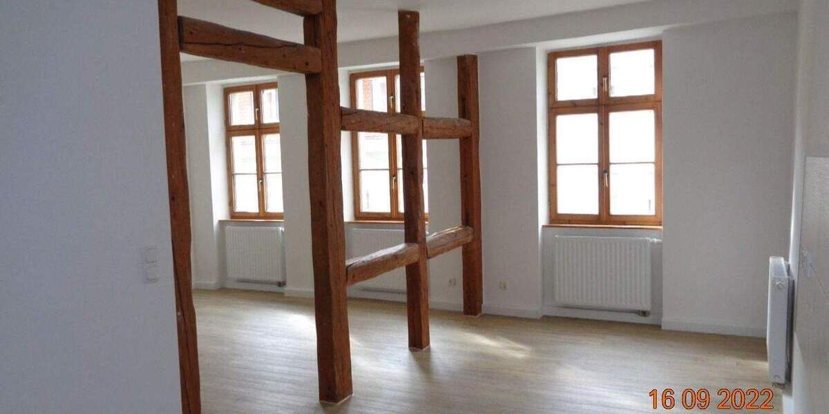 Etagenwohnung Naumburg (Saale) Naumburg - 3 Zimmer, 105 m&sup2;, 755&euro; | Angebot:26378199