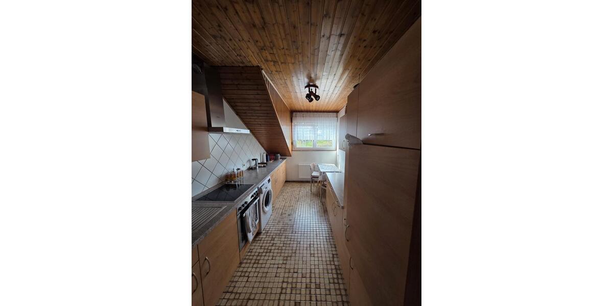 Dachgeschoßwohnung Bad Camberg - 2 Zimmer, 80 m&sup2;, 190.000&euro; | Angebot:27023144