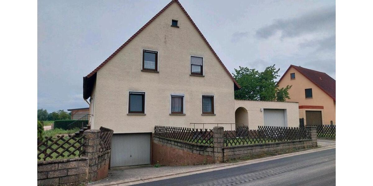Einfamilienhaus Burgoberbach - 6 Zimmer, 175 m&sup2;, 290.000&euro; | Angebot:27115587