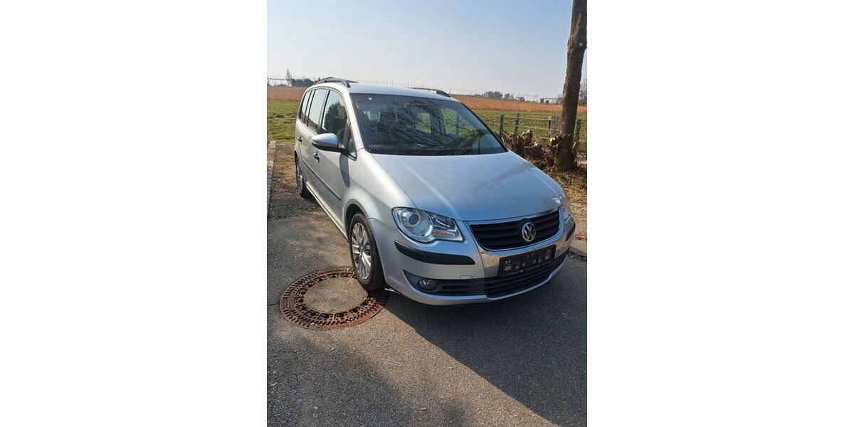 VW Touran 216.417 km 3.700 &euro; Siegenburg 93354