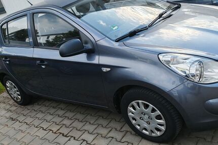 Hyundai i20 97.700 km 1.999 &euro; Wolfratshausen 82515